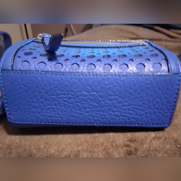 Kate Spade Perri Lane Bubble Crossbody - Picture 11 of 13